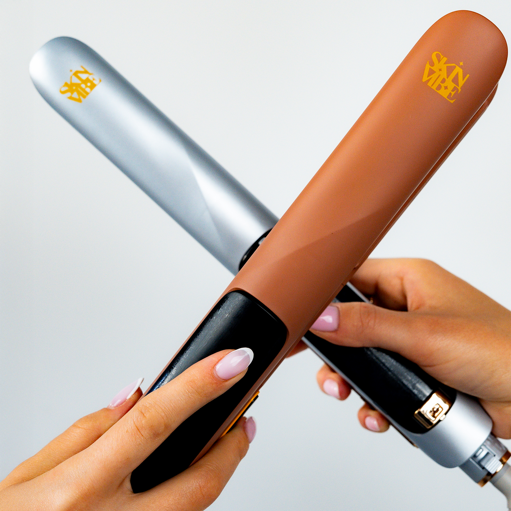 Prostownica SkinVibe AstraSteam Plasma - srebrna oraz mocha mousse